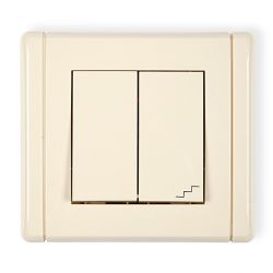 Łącznik jednobiegunowy ze schodowym (osobne zasilanie)