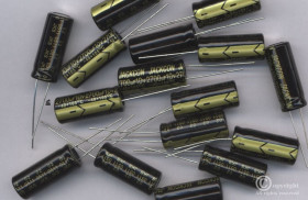 2700uF/10V/105C LOW ESR (OPAK. 10 SZT.) KONDENSATOR ELEKTROLITYCZNY