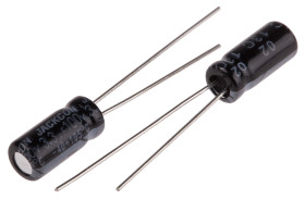 Kondensator 3.3μF 100V dc Radialny, Otwór przelotowy RS PRO roztaw: 2mm 5 (Dia.) x 11mm