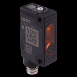 SA2E-BP3C Mini Photoelectric Sensor Background Suppression PNP Red LED IDEC