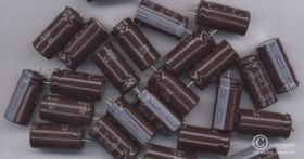 1500uF/25V/105C KONDENSATOR ELEKTROLITYCZNY