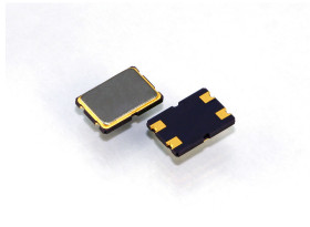 Rezonator kwarcowy 8MHz Montaż powierzchniowy 7pF 4 -styki Taśma i szpula