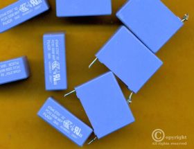 470nF/275V DEMONTAŻ r=22,5mm PILKOR KONDENSATOR MKP X2 (10 SZTUK)