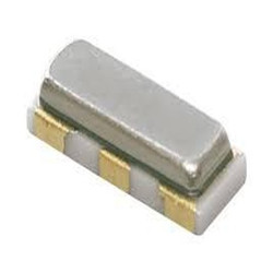 Rezonator ceramiczny, f: 8MHz, ±0.50%, 10pF, 3-Piny, SMD, 3.20 x 1.30 x 0.70mm