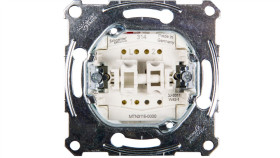 Merten Łącznik Świecznikowy 10A 250V Ip20 Mtn3115-0000