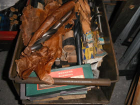 Wiertła tokarskie , noże tokarskie , rozwiertaki