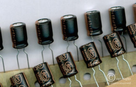 68uF/63V/105C (OPAK. 20 SZT.) KONDENSATOR ELEKTROLITYCZNY