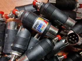 Commodore 64 Reset Button for Serial Port