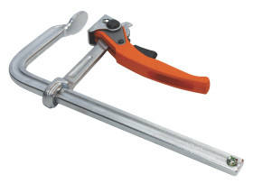 Dociskacz poziomy RS PRO otwarcie szczęk 800mm głębokość szczęk 120mm Zacisk F