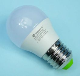 E-27 230V GLOB. 7W 220° WW 806lm =XXW