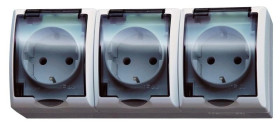 FALA Gniazdo hermetyczne potrójne z/u Schuko IP44 klapka przezroczysta białe GNH-3HS/00/d