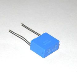 Kondensator 1uF 250V 5% PHILIPS RM15 17mm x 14mm x 8mm