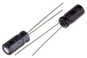 Kondensator 33μF 16V dc Radialny, Otwór przelotowy RS PRO roztaw: 2mm 5 (Dia.) x 11mm