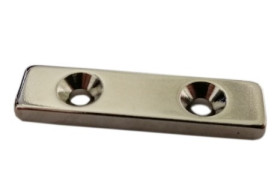 MAGNES PROSTOKATNY 38X18X4.5MM OT 2X12/6