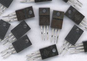 STP9NQ20T 9NQ20T N 9A 200V TO-220F TRANZYSTOR