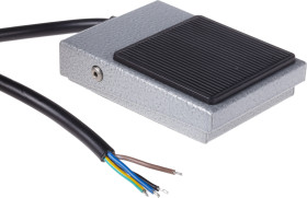 Przełącznik nożny RS PRO Stal miękka Chwilowy 250V 3 A SP-CO IPX2