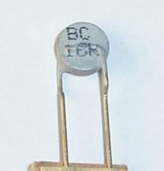 Termistor PTC 16 Ohm śr.6 mm