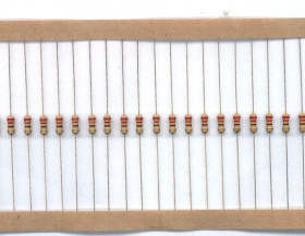 REZYSTOR 0,25W (1/4W) 220 ohm (50 SZTUK)