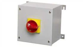 Rozłącznik Izolacyjny 4-Biegunowy 4No 32 A 37 Kw Przy 240 V, 45 Kw Przy 415...