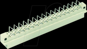 09 04 132 6921 Male multi-point connector D, angled, 32-pin