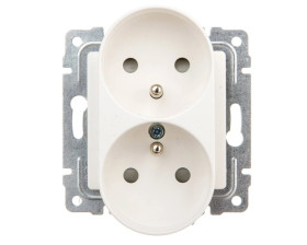VENA Gniazdo podwójne z/u z przesłonami białe 510447