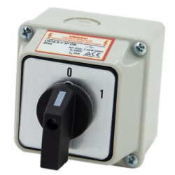 Łącznik krzywkowy 16A 0-1 3F w obudowie IP65 LW16 0-1 3P OB