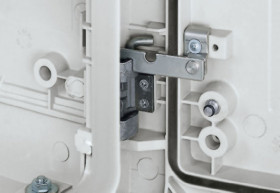 Akcesoria do obudów Odciąg/ustalacz drzwi NSYRETPLA PLAT, PLAZ, THALASA PLA