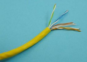 UTP YELLOW DRUT CCA KAT5 4x2