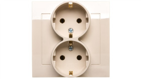 Kier Gniazdo Podwójne B/U Schuko Beżowe Gp-2Ws/01