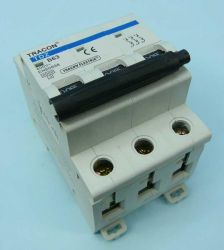 63A 3B BEZP.INSTALACYJNY TRACON