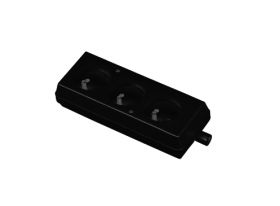 Gniazdo przenośne potrójne z uziemieniem czarne