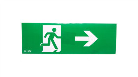 Piktogram Pm25 100X300 Człowiek W Drzwiach Strzałka Prawo Logo Awex (Iso7010)