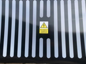 Osłona sygnalizacyjna zabezpieczająca bez opasek szaro-czarna PK10 PK03543