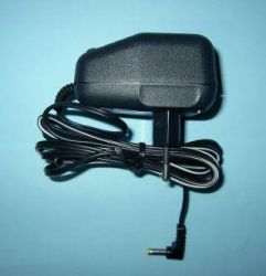 ZI-4,7V/2A WT.+/- ZAS.DO APAR.CYFROWEGO