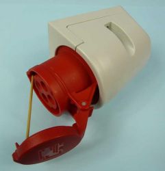 GN.SIŁOWE STAŁE 16A/380V 4-PIN IP44 PCE