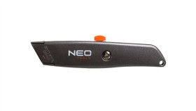 Nóż Z Ostrzem Trapezowym Metalowy Korpus 63-702