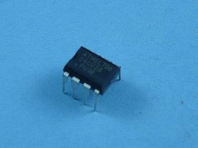 24C02-10PU DIP-8 8x256 EEPROM