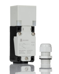 Czujnik zbliżeniowy Indukcyjny 40 mm RS PRO Niewpuszczany 20 → 250 V AC/DC, 20 → 250 V AC/DC długość