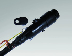 Głowica konektorowa prosta na przepust typu A, zestaw na 3 fazy, z końcówkami śrubowymi, CGS 250A 24kV 70-150/EGA, 293797