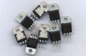 5V 1,5A L4940V5 LOW-DROP STABILIZATOR