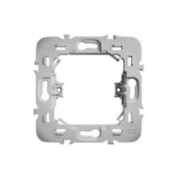 Mounting Frame Legrand - Ramka montażowa umożliwiająca montaż urządzenia z wybranymi frontami Legrand. (10-pak)