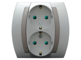 GAZELA Gniazdo podwójne z uziemieniem schuko z przesłonami srebro + tytan GP-2JSP/18/23 OSPEL