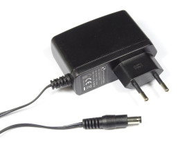 Zasilacz impulsowy +12V 2.5A 2.1/5.5mm