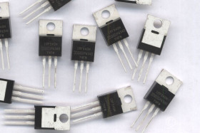 IRF540 (KRÓTKIE WYPROWADZENIA) N 24A 100V TRANZYSTOR