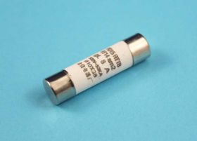 8A/10x38mm gl/F CER.BEZP.500V