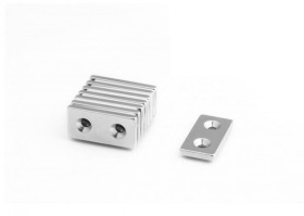 30x20x4 mm Cuboidal N38 Neodymium Magnet - for Flat Screw