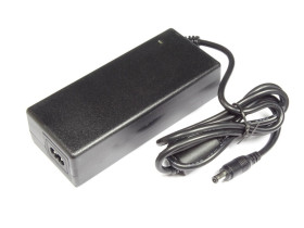 Ładowarka do akumulatorów Li-ion 25.2V 2A LED DC +2.5/5.5