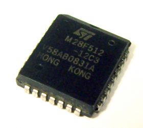 Pamięć FLASH 28F512 ST PLCC32 (SMD), –40°C do +125°C
