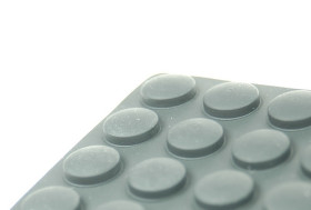 Nóżka; fi9,9; guma; czarny; 4x9,9mm; półkulista; samoprzylepna; RoHS