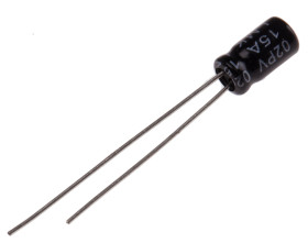 Kondensator 4.7μF 50V dc Radialny, Otwór przelotowy RS PRO roztaw: 1.5mm 4 (Dia.) x 7mm